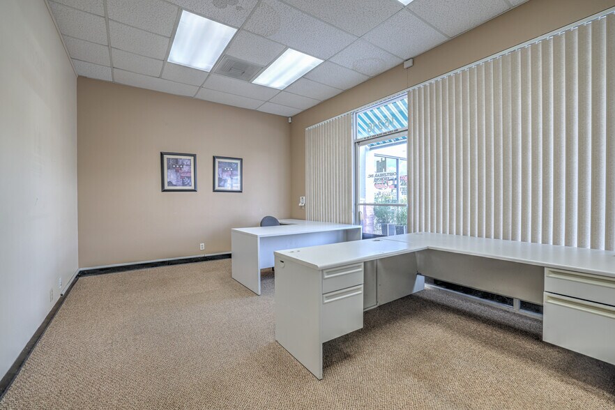 More Photos Of 16200-16258 E Whittier Blvd, Whittier General Retail For Sale