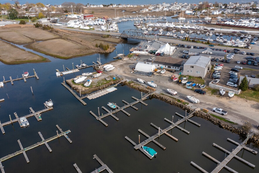 More Photos Of 54 Old Boston Post Rd, Westbrook Marina For Sale