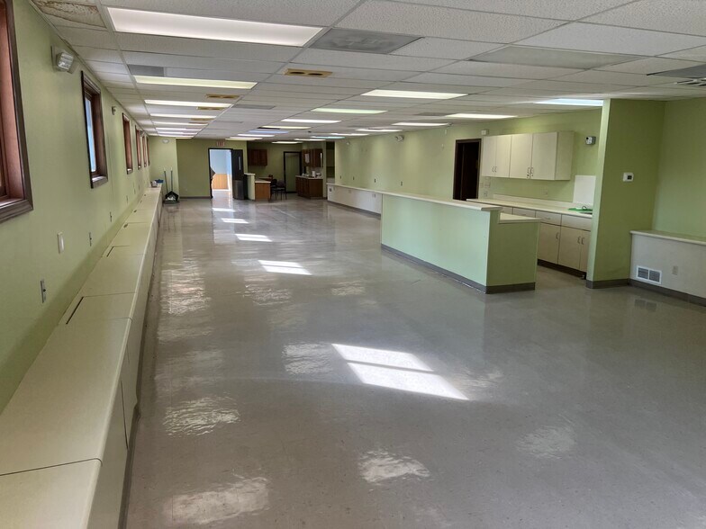 More Photos Of 144 Scott Station Rd, Jefferson City Medical For Sale