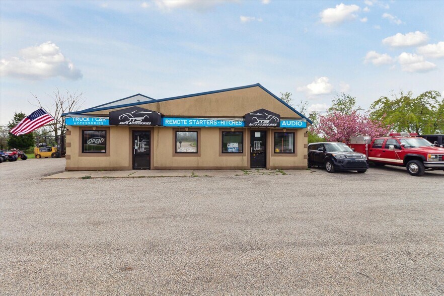 More Photos Of 3159 W Monroe Rd, Alma Freestanding For Sale