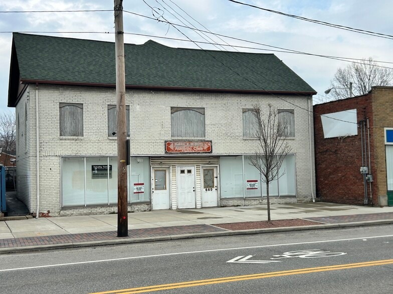 More Photos Of 669 E 185th St, Euclid General Retail For Sale