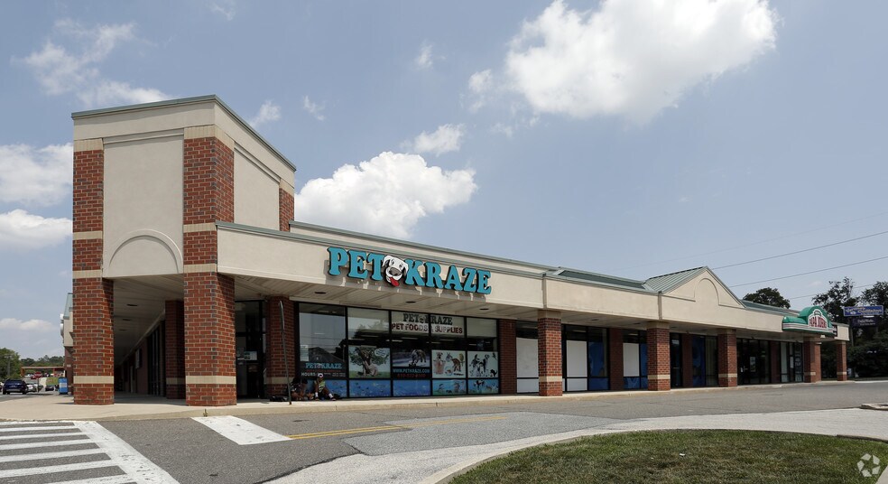 More Photos Of 124 Morton Ave, Folsom Unknown For Lease