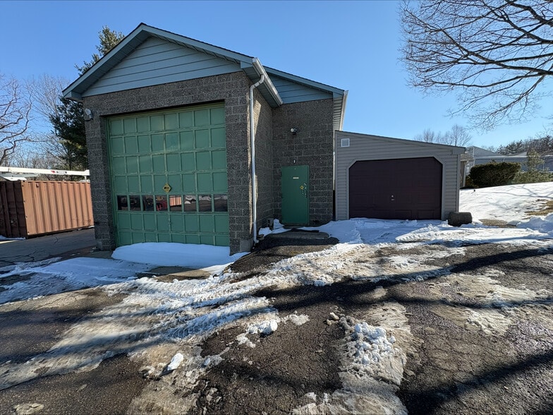 More Photos Of 192 Harris Rd, Bedford Hills Land For Lease