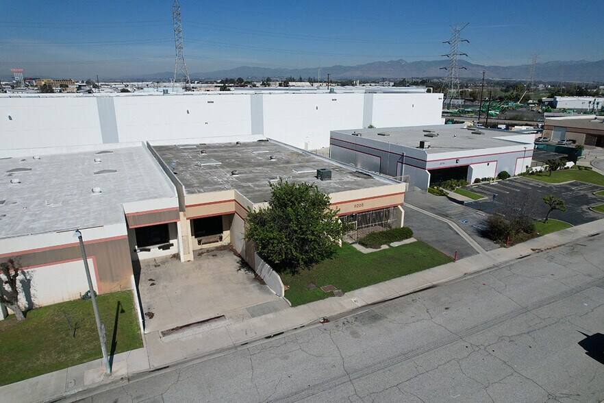 More Photos Of 8205 Industry Ave, Pico Rivera Manufacturing For Sale