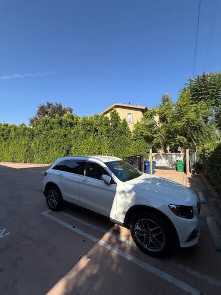 More Photos Of 1344 E Broadway, Glendale Apartments For Sale