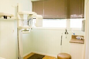 More Photos Of 1601 McHenry Village Way, Modesto Medical For Sale