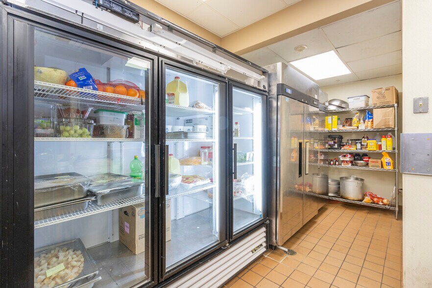 More Photos Of 151 E Church St, Anderson Hospitality For Sale