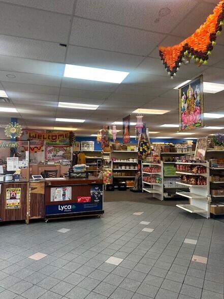 More Photos Of 7107 E Main St, Reynoldsburg Freestanding For Lease