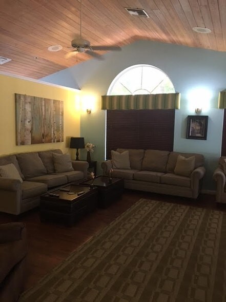 More Photos Of 1200 Surf Rd, Riviera Beach Rehabilitation Center For Sale