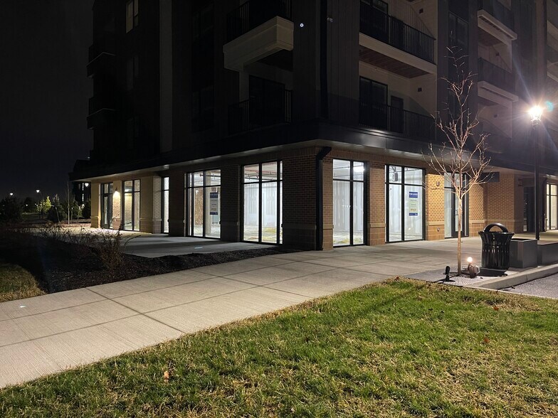 More Photos Of 10510 Kings Way Rd, Fishers Apartments For Lease