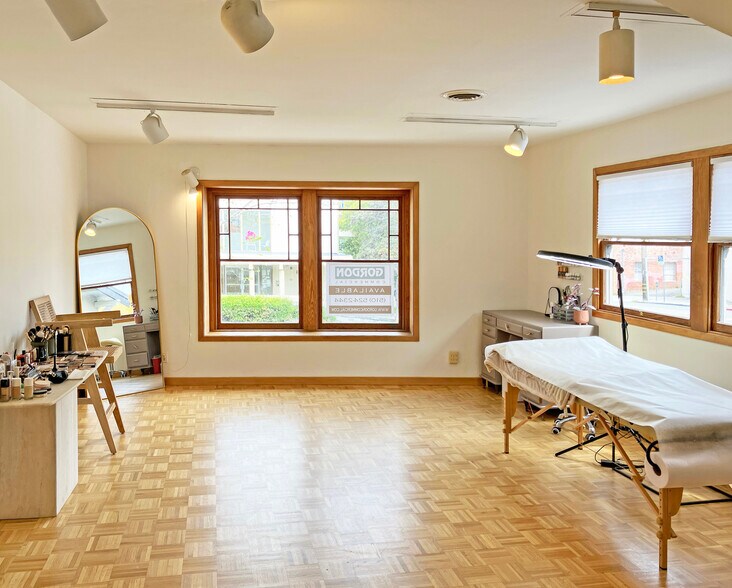 More Photos Of 1734 Solano Ave, Berkeley Office For Lease