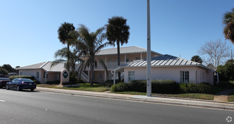 More Photos Of 830 S 3rd St S, Jacksonville Beach Office For Lease