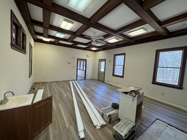 More Photos Of 79 Route 32, North Franklin Daycare Center For Lease