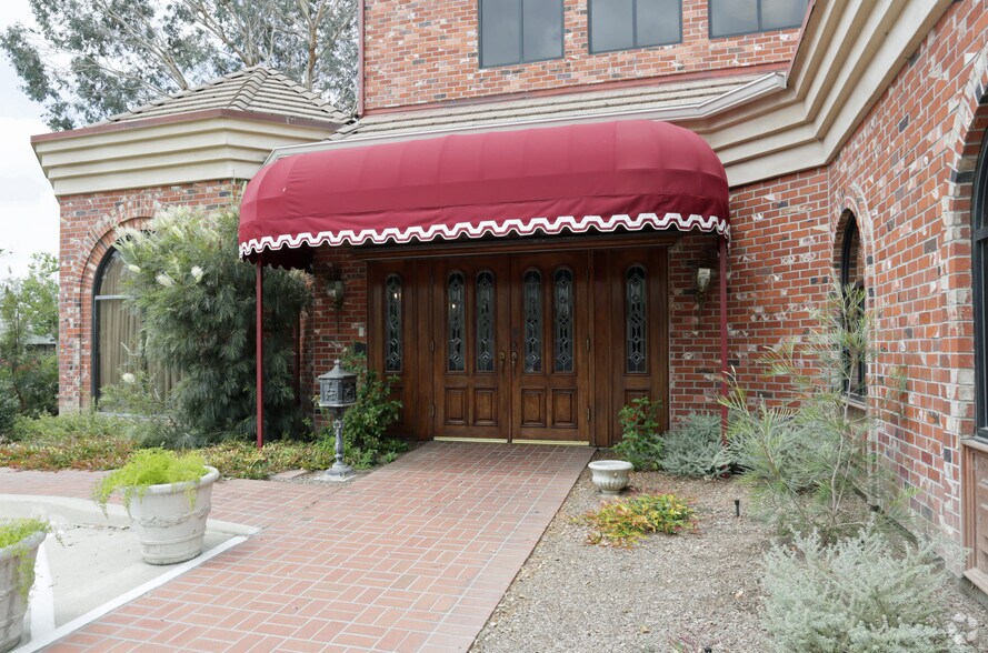 More Photos Of 10788 Civic Center Dr, Rancho Cucamonga Office For Lease