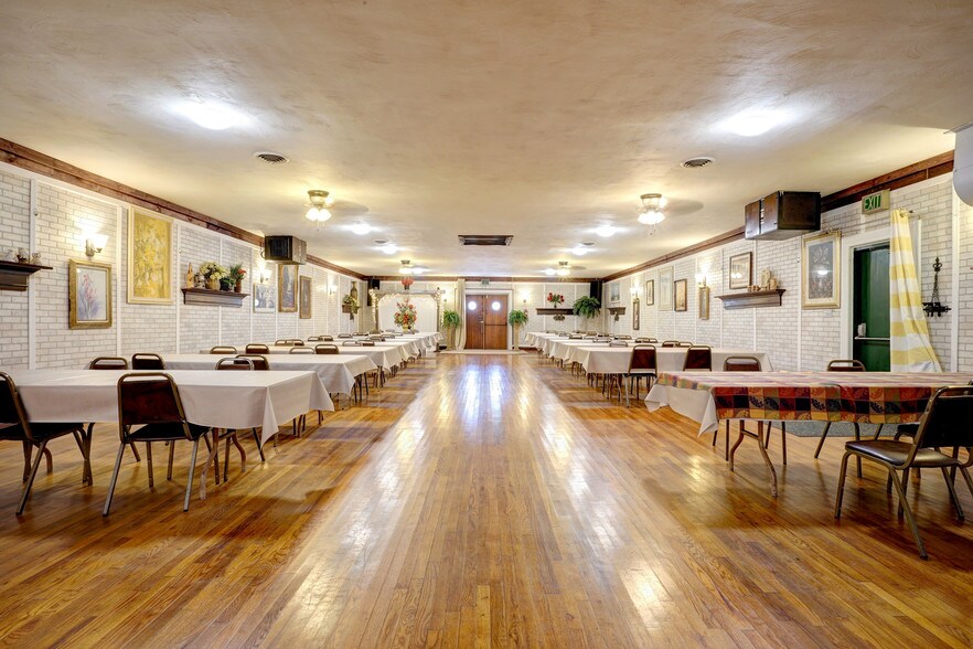 More Photos Of 315 2nd St, Morrow Lodge Meeting Hall For Sale