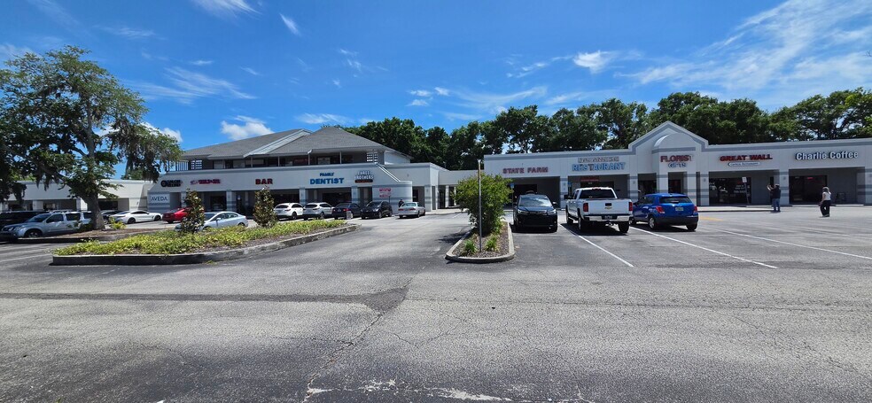 More Photos Of 3460 Tampa Rd, Palm Harbor General Retail For Lease