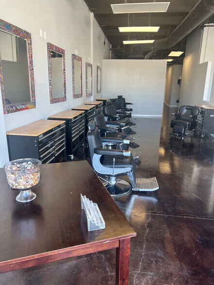 More Photos Of 238 N Loop 1604 E, San Antonio Unknown For Lease