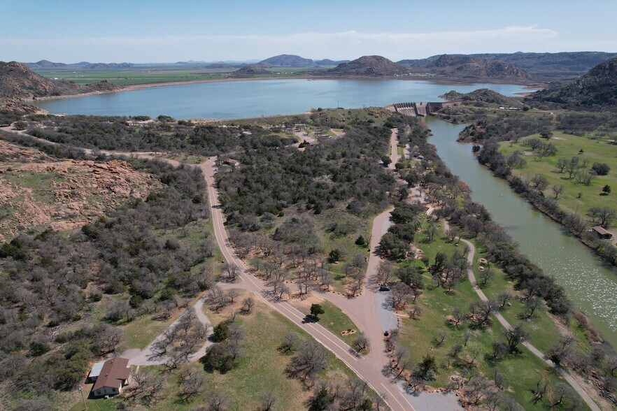 More Photos Of 42851 E County Road 1470, Lone Wolf Land For Sale