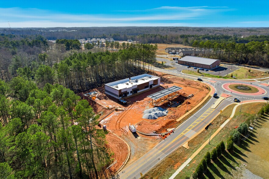 More Photos Of 691-695 Bridges rd, McDonough General Retail For Lease