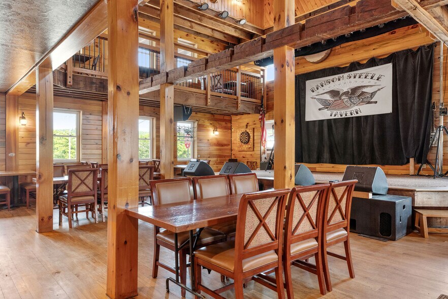 More Photos Of 552 Main St, Apalachin General Retail For Sale