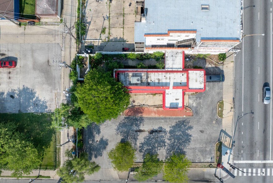 More Photos Of 1607 W 87th St, Chicago General Retail For Lease