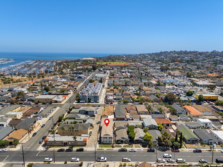 More Photos Of 423 W 17th St, San Pedro Apartments For Sale