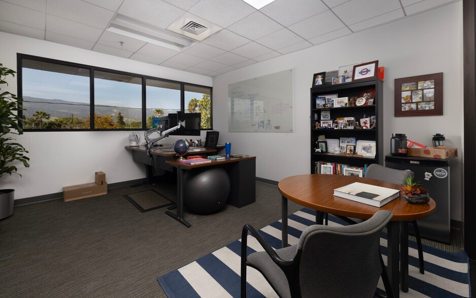More Photos Of 6144 Calle Real, Goleta Office For Lease