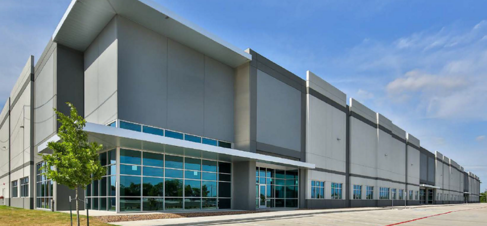 Primary Photo Of 4610 S Sam Houston Pky W, Houston Warehouse For Lease