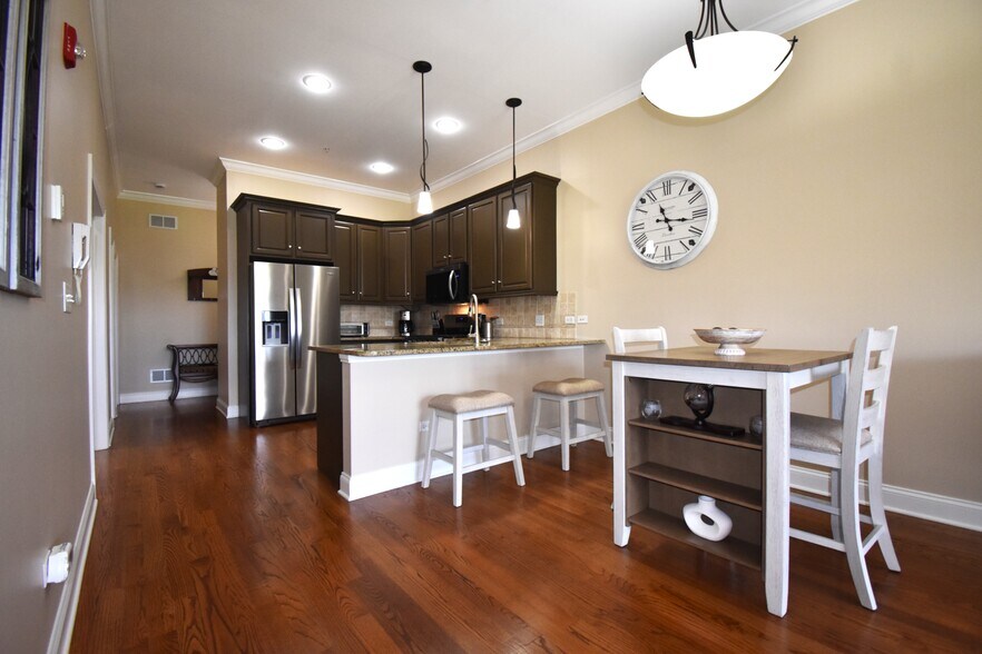 More Photos Of 219 White St, Frankfort Office Residential For Sale