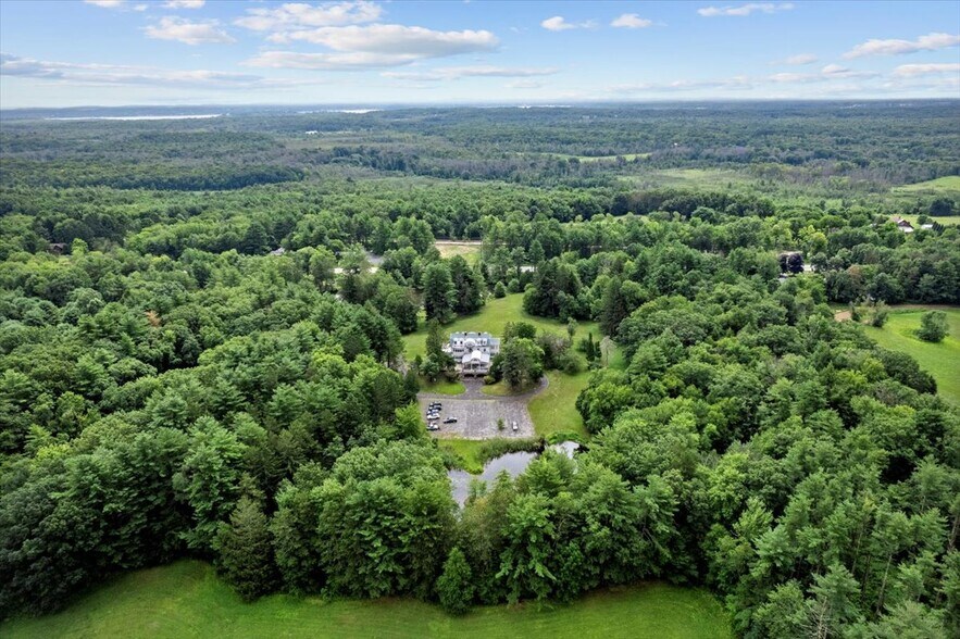 More Photos Of 2255 Ballston Ave, Saratoga Springs General Retail For Sale