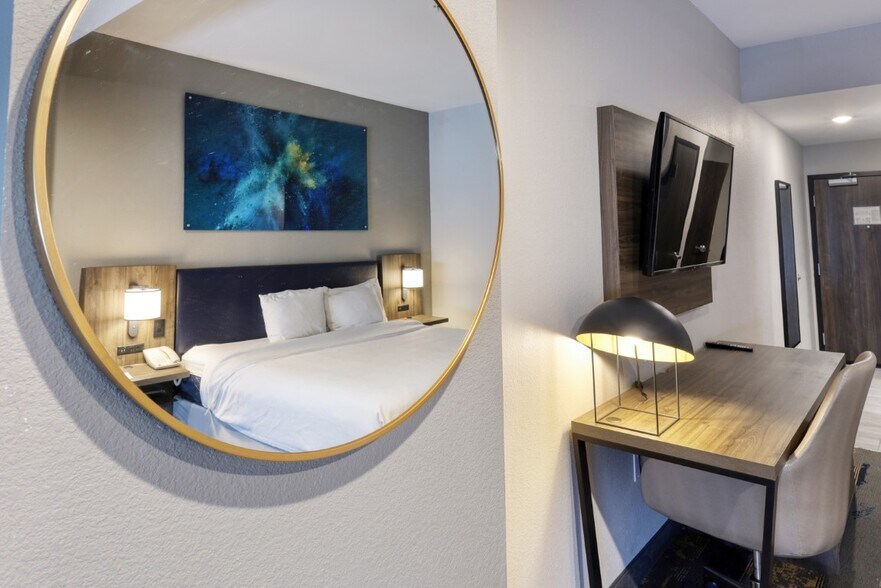 More Photos Of 1002 63rd St, Galveston Hotel For Sale