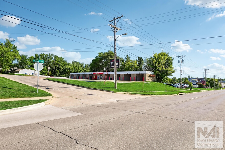 More Photos Of 665 Keyes Ct, Marion Carwash For Sale