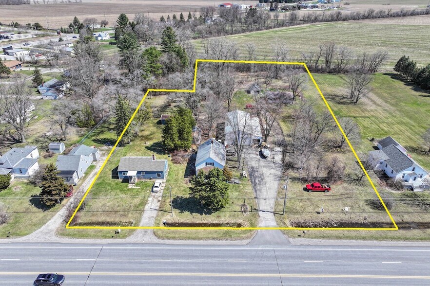 More Photos Of 12181 Dixie Hwy, Birch Run Specialty For Sale