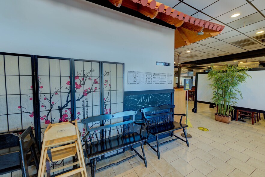 More Photos Of 6634 Two Notch Rd, Columbia Restaurant For Sale