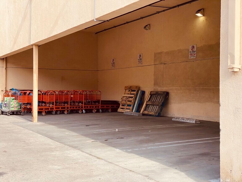 More Photos Of , Los Angeles Unknown For Sale