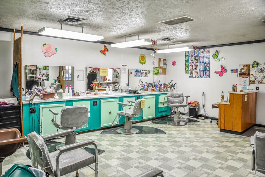 More Photos Of 3726 Cleveland Ave, Canton Freestanding For Lease