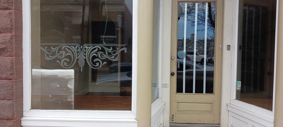 More Photos Of 494-500 Howe Ave, Shelton Apartments For Lease