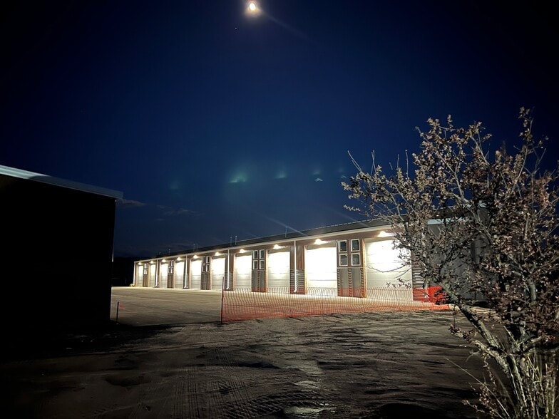 More Photos Of 1435 Main St, Cascade Warehouse For Sale