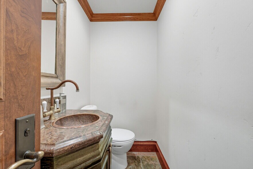 More Photos Of 1516-1518 Blake St, Denver Office For Sale