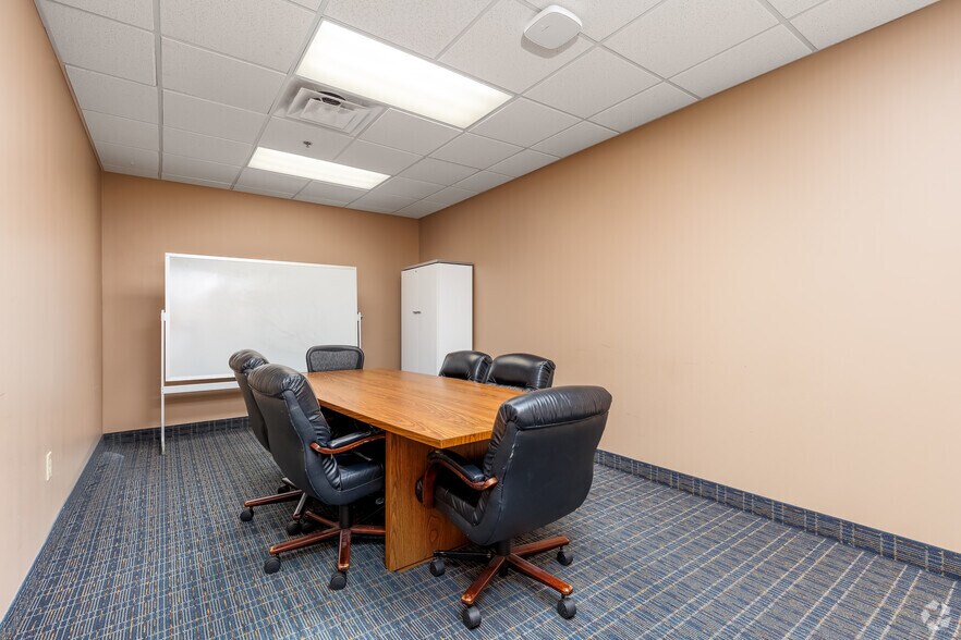 More Photos Of 751 Hebron Pky, Lewisville Medical For Lease