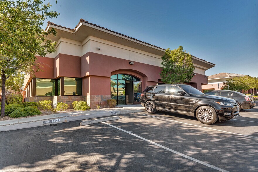 More Photos Of 5564 S Fort Apache Rd, Las Vegas Medical For Lease