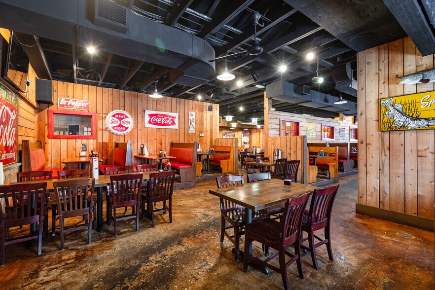 More Photos Of 3055 State Road 16, La Crosse Restaurant For Sale