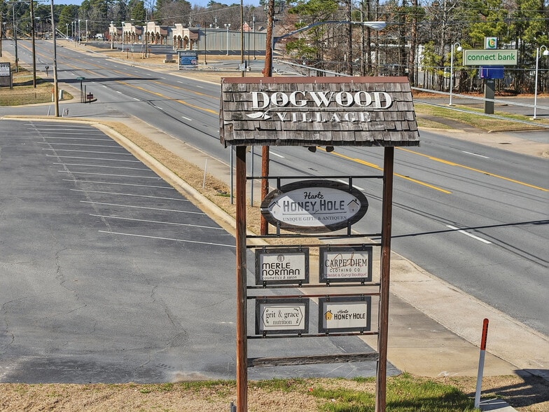 More Photos Of 7106 Dollarway Rd, White Hall Storefront Retail Office For Sale