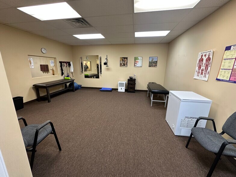 More Photos Of 1035 N Black Horse Pike, Williamstown Medical For Lease