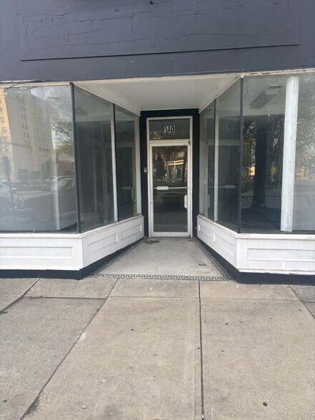 More Photos Of 140-148 Middle Ave, Elyria Office For Lease