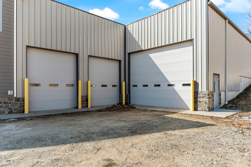 More Photos Of 935 W Cypress St, Kennett Square Flex For Sale