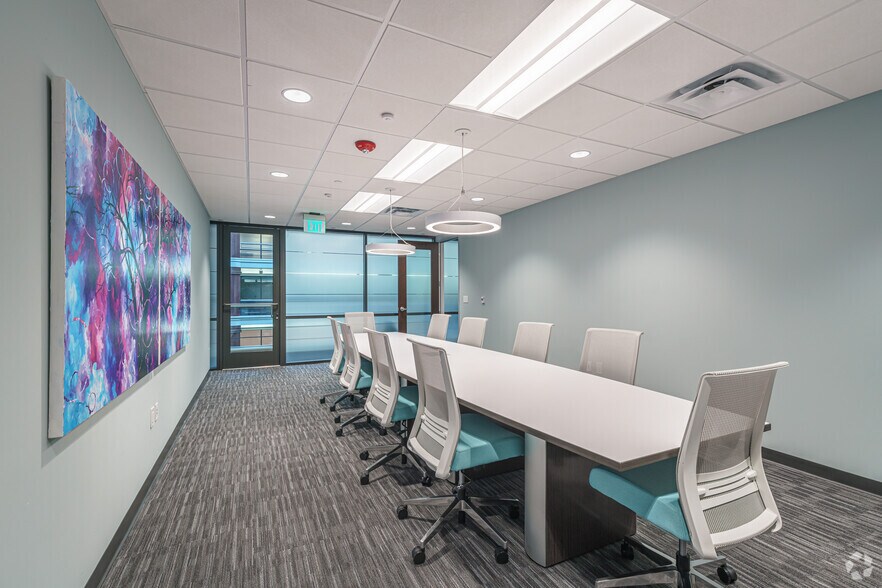 More Photos Of 800 Fairway Dr, Deerfield Beach Office Residential For Lease