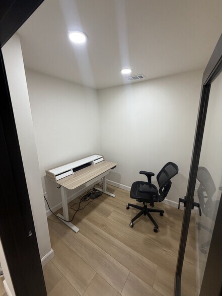 More Photos Of 2340 Tampa Ave, El Cajon Office For Lease