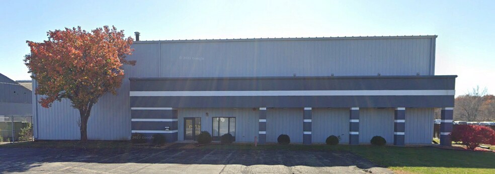 More Photos Of 625-701 S Side Dr, Decatur Manufacturing For Lease