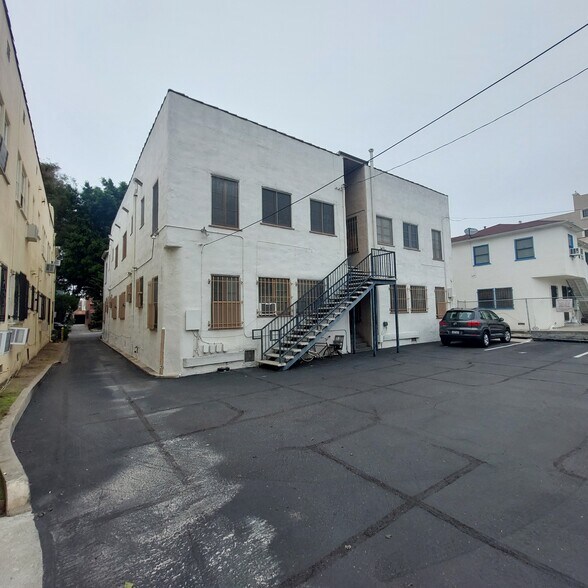 More Photos Of 626 S Cloverdale Ave, Los Angeles Apartments For Sale